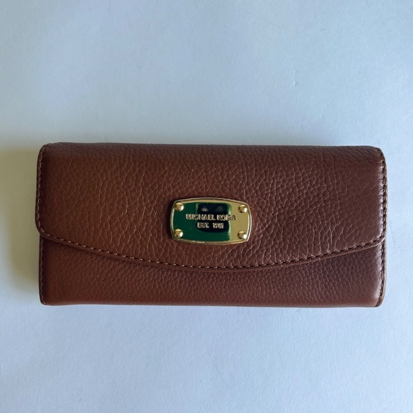 Michael Kors Tan Pebble Genuine Leather Wallet - Picture 12 of 12